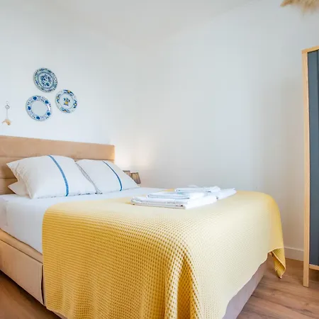 Bright In * Lissabon