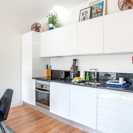 Bright In * Lissabon