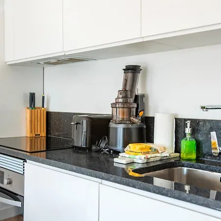 Appartement Bright In *